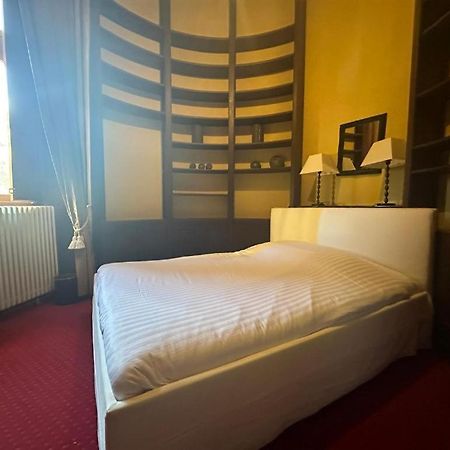 Camping Et Hotel Chateau Du Haget Montesquiou Eksteriør billede